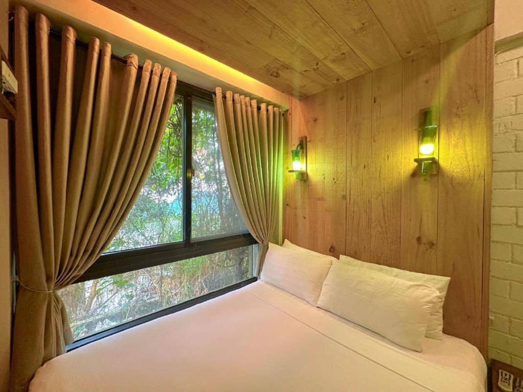 Cabins By Eco Hotels Tagaytay City Buitenkant foto