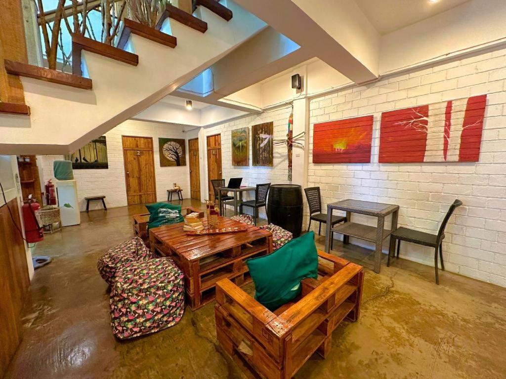 Cabins By Eco Hotels Tagaytay City Buitenkant foto